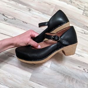 Dansko Black Leather Diana Mary Jane EU 38